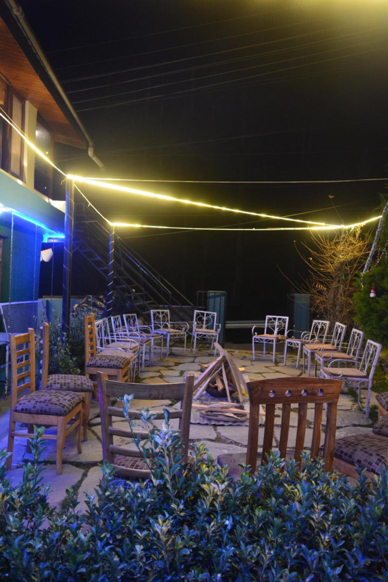 Hotel Neelgiri - Manali Diaries エクステリア 写真